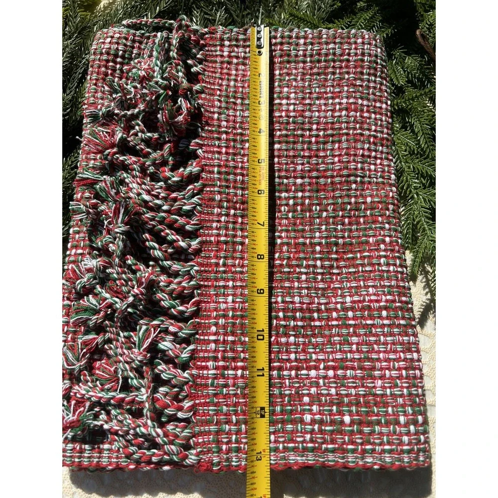 Urban Villa Table Runner  100% Cotton Red Green 14